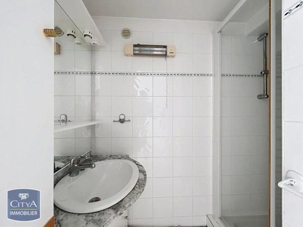 Appartement à louer 2 pièces 25.86m² Nîmes (30000)