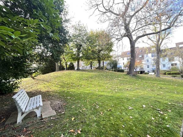 APPARTEMENT 1 PIÈCE VERNON CENTRE