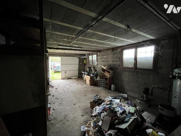 Maison à fort potentiel sur vaste terrain