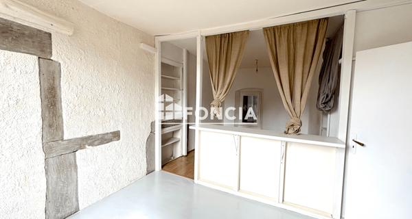 Location Studio 31.72 m² - Voiron 38500