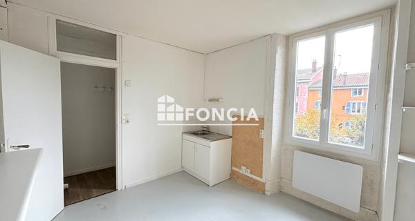 Location Studio 31.72 m² - Voiron 38500