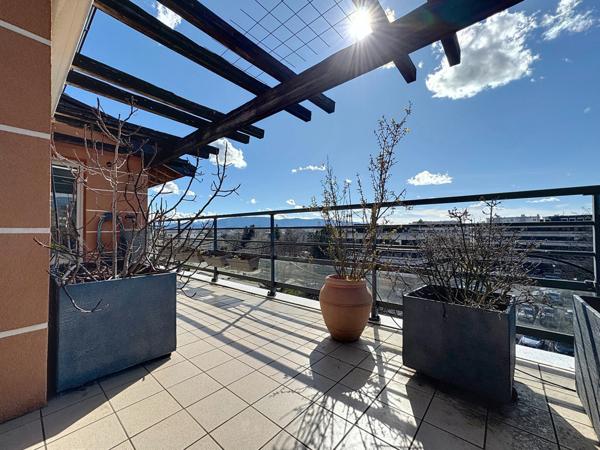 Appartement à vendre 6 pièces FERNEY VOLTAIRE (01)