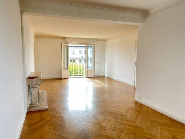 Appartement 5 pièces 114 m² + Balcon Garage Rond point de Vannes , Nantes 44100