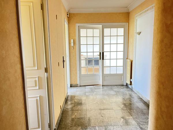 Appartement 5 pièces 114 m² + Balcon Garage Rond point de Vannes , Nantes 44100