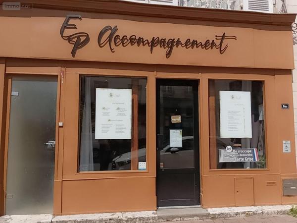 Fonds et/ou murs commerciaux à louer à Vendôme dans le Loir-et-Cher (41100), ref : 072/1797