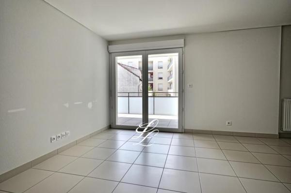 Vente - Appartement 3 pièces 64 m 2 JOUE LES TOURS (37300)