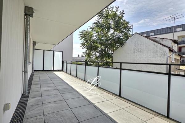 Vente - Appartement 3 pièces 64 m 2 JOUE LES TOURS (37300)