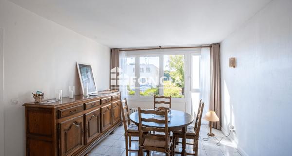 À vendre Maison 5 pièces 101 m² - Coignières 78310