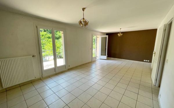 Maison à vendre    4 pièces •  Champlan