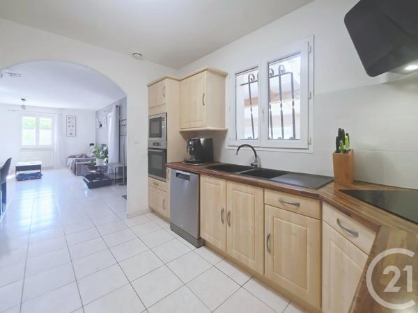 Maison à vendre  4 pièces - 110,70 m 2   ISTRES  - 13