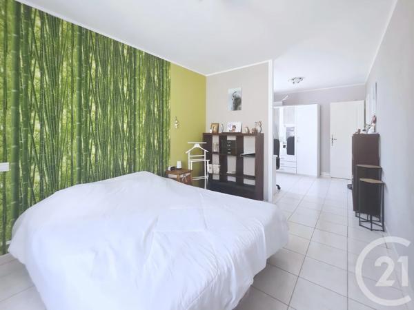 Maison à vendre  4 pièces - 110,70 m 2   ISTRES  - 13