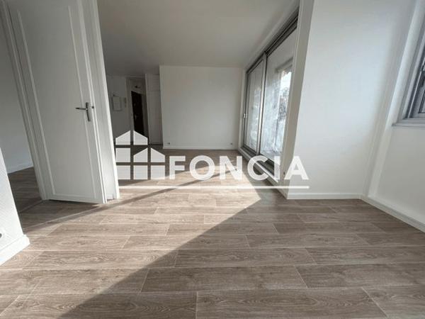 Location Appartement 5 pièces 78 m² - 5 SQUARE ST GERMAIN Marly Le Roi 78160