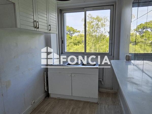 Location Appartement 5 pièces 78 m² - 5 SQUARE ST GERMAIN Marly Le Roi 78160