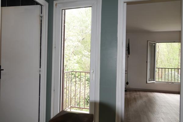 Vélizy-Villacoublay (78140) Maison en Bordure de forêt de velisy 5mn RER C