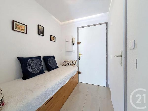 Appartement Studio à vendre  1 pièce - 31,12 m 2   ST RAPHAEL  - 83