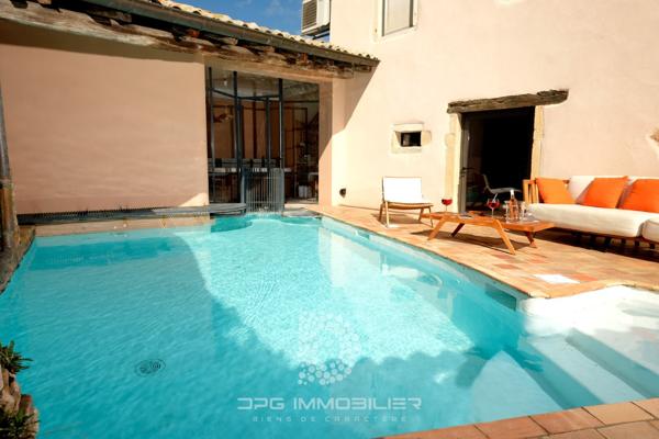 Saint-Vérand (71570) Une maison signature entre Lyon, Dijon et Genève