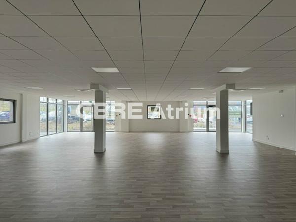 Location Commerce 63430 Pont Du Chateau