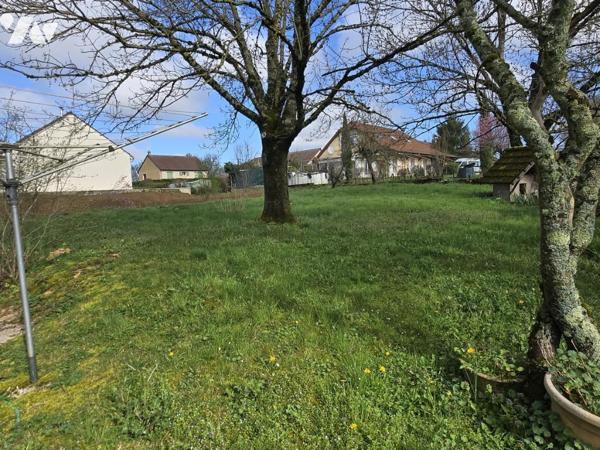 Maison individuelle, quatre chambres sur la commune de VERCIA (VAL-SONNETTE).