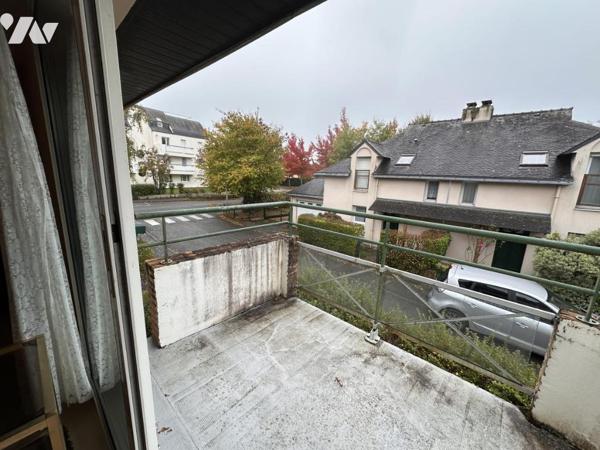A VENDRE 56 VANNES Cliscouët, au calme, T2 1er étage sans ascenseur + parking privatif