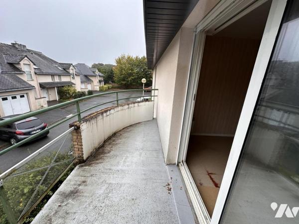 A VENDRE 56 VANNES Cliscouët, au calme, T2 1er étage sans ascenseur + parking privatif