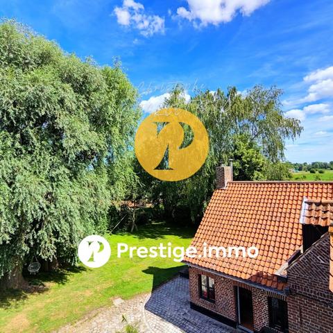 À vendre - Ferme, 14 pièces située à Lille (59800)