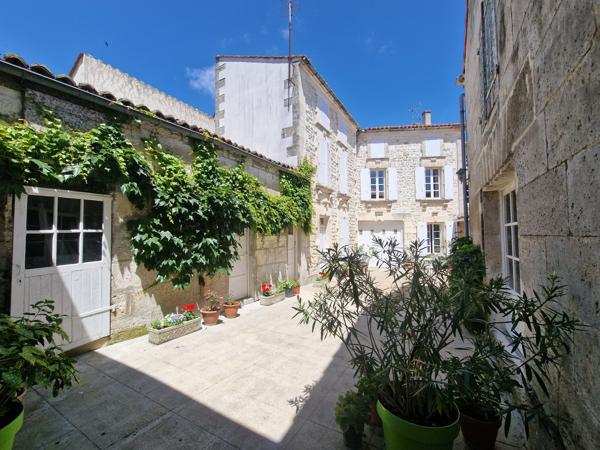 Maison à vendre à L'Isle-d'Espagnac (16340) - Charente