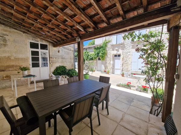 Maison à vendre à L'Isle-d'Espagnac (16340) - Charente