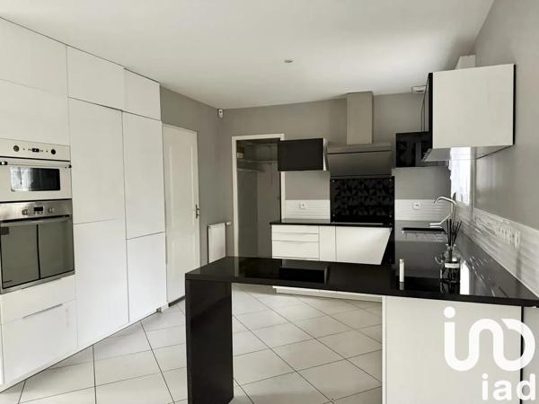 Maison à vendre 5 pièces 92 m² Viry-Châtillon