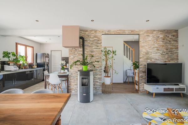 Maison à vendre 4 pièces VIF (38)