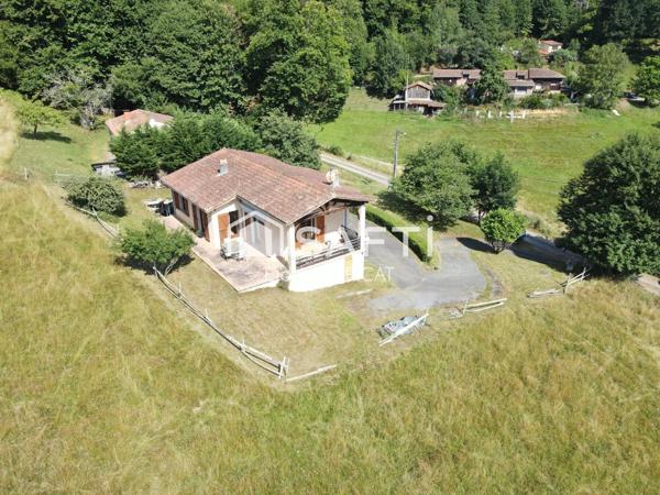 T3 au calme avec vue montagne et double terrasse