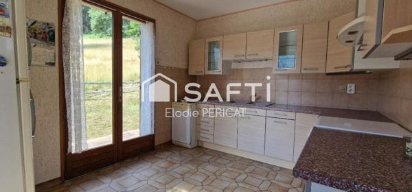 T3 au calme avec vue montagne et double terrasse