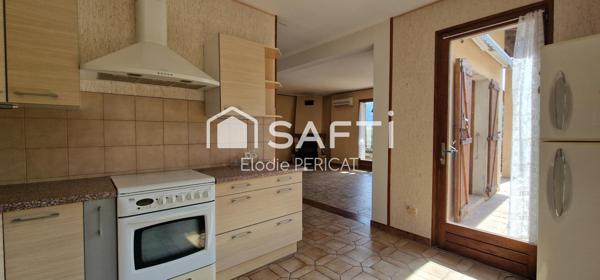 T3 au calme avec vue montagne et double terrasse