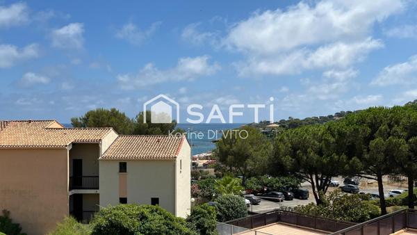 T3 - Vue mer - A 300 m des plages - Parking