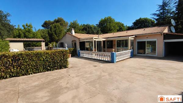 Maison T5 de 140 m2 avec piscine