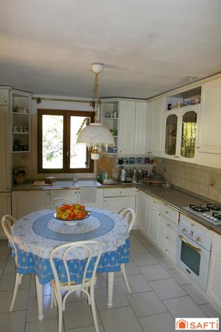 Maison T5 de 140 m2 avec piscine