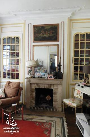 Centre ville - Maison de  maître - 252 m² - 6 chambres - sur 526 m²