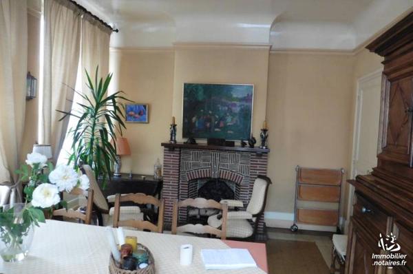 Centre ville - Maison de  maître - 252 m² - 6 chambres - sur 526 m²