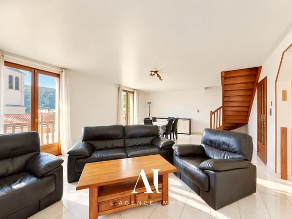 Appartement T4 en duplex de 112,12 m² avec jardin, terrasse et balcon avec une vue magnifique et sans vis à vis – Saint-Claude 39200 – Centre-ville