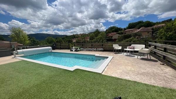 Location                                                      Villa
                        
                     5 pièces                      97 m2                     à Millau