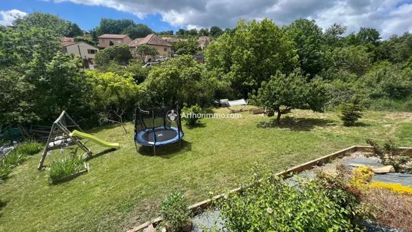 Location                                                      Villa
                        
                     5 pièces                      97 m2                     à Millau