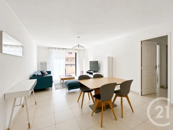 Appartement T3 à vendre  3 pièces - 70,70 m 2   CALVI  - 202