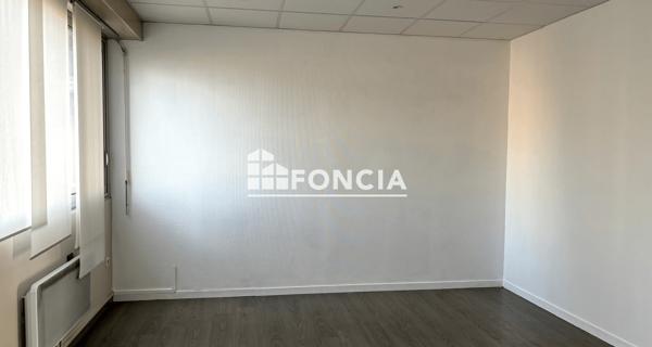 À vendre Local commercial 35 m² - Montauban 82000