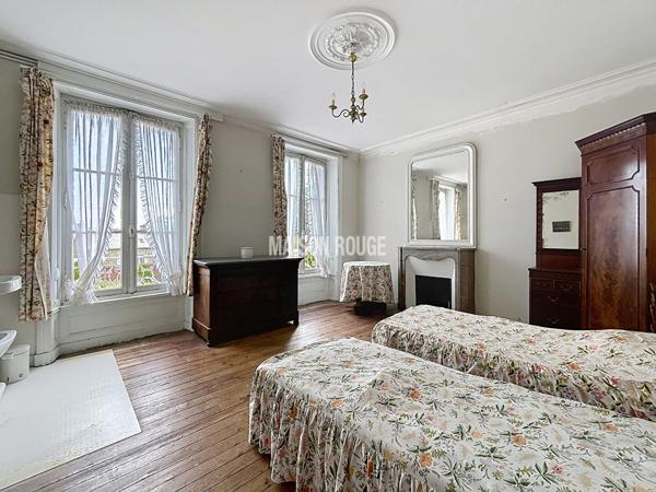 Saint-Briac-sur-Mer: Maison de Capitaine, terrain constructible de plus de 1000 m², maison d'amis