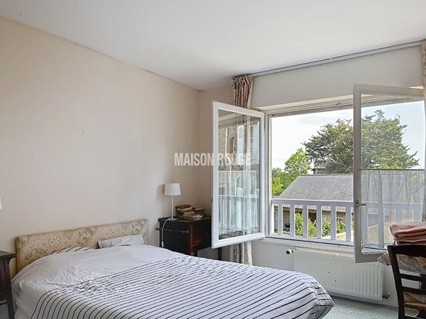 Saint-Briac-sur-Mer: Maison de Capitaine, terrain constructible de plus de 1000 m², maison d'amis