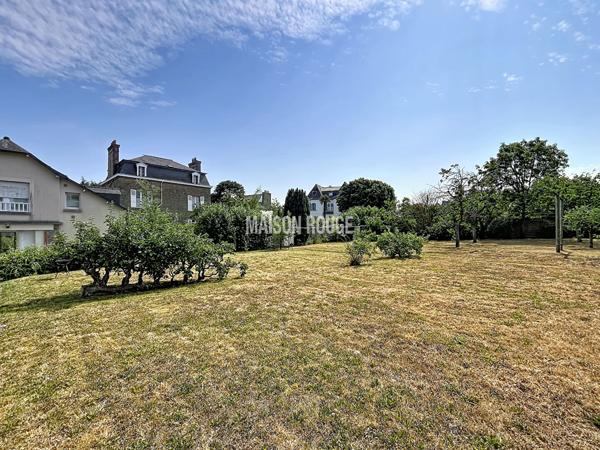 Saint-Briac-sur-Mer: Maison de Capitaine, terrain constructible de plus de 1000 m², maison d'amis