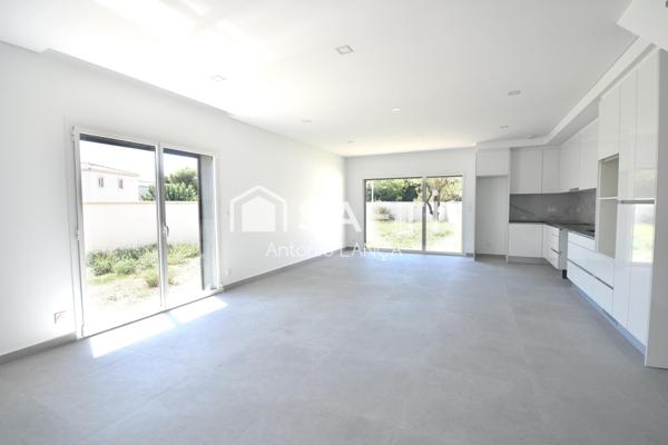 Villa contemporaine NEUVE – 125 m², 4 chambres… jamais habitée, prête à vous accueillir !