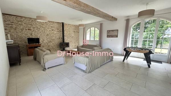 Maison à vendre 38 pièces de 707 m²