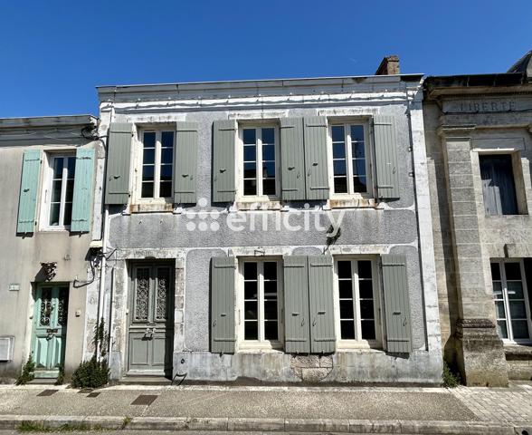 Maison 9 pièces - 215 m² Exclusivité efficity