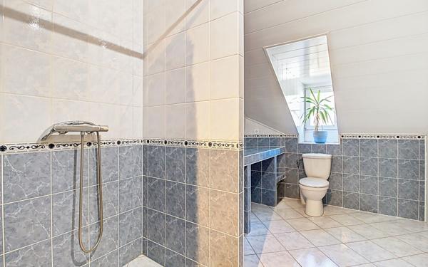 Maison à vendre    5 pièces • 142 m2 Taninges