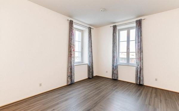 Maison à vendre    5 pièces • 142 m2 Taninges